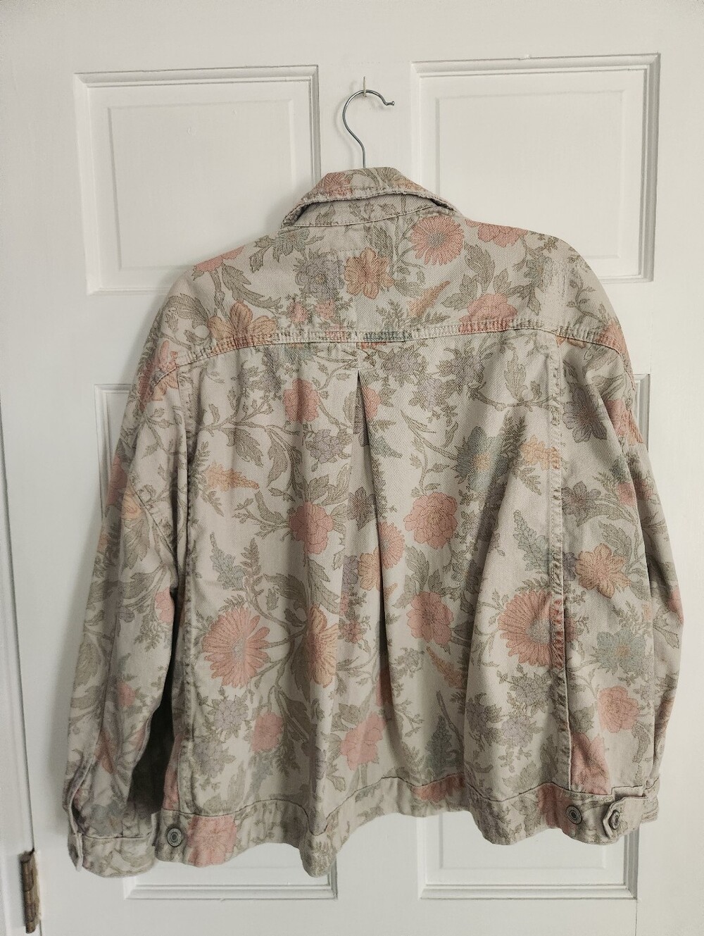 Free People We The Free Floral Denim Swing Jacket - Picture 5 of 9